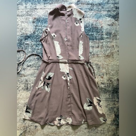 NWT Floral Sleeveless Dress - Picture 4 of 5